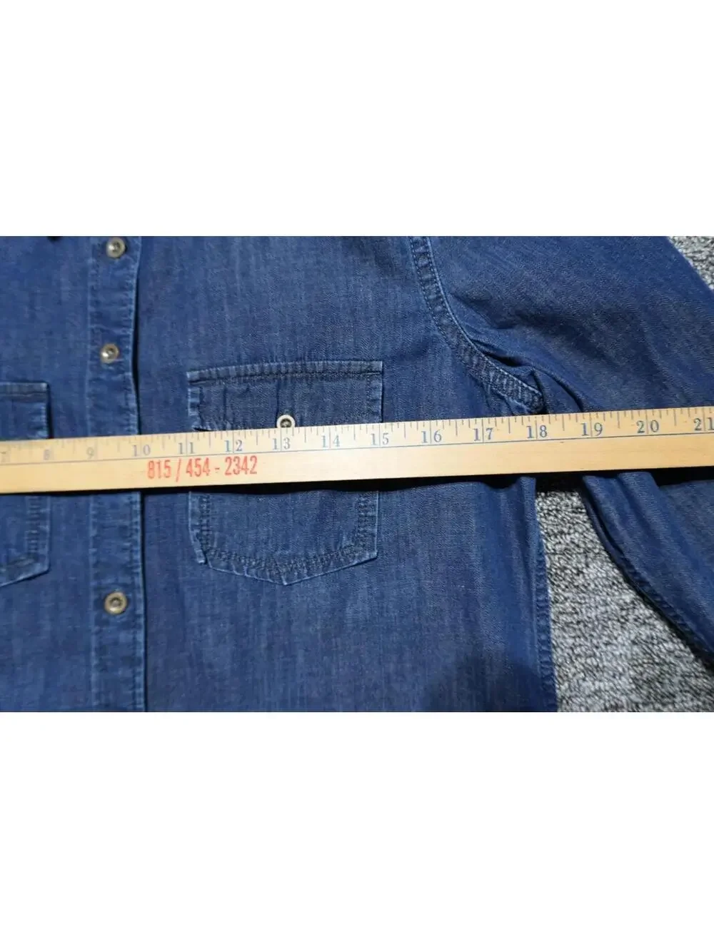 Banana Republic Denim Work Shirt Men’s Small Blue Cotton Button Up Double Pocket